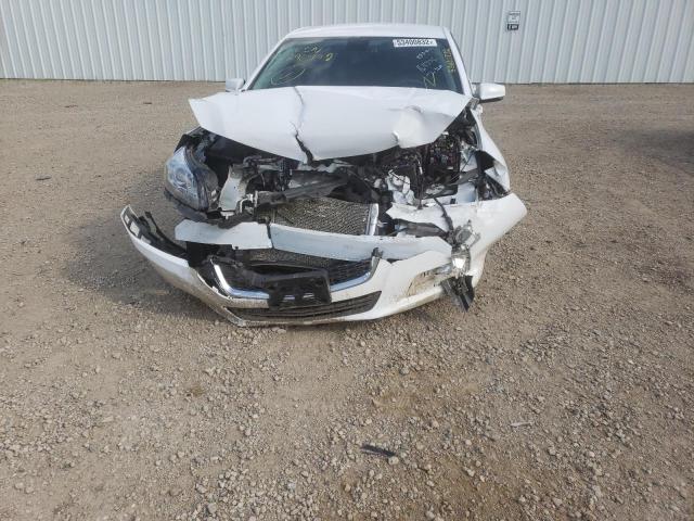 1G11C5SL5FF290492 - 2015 CHEVROLET MALIBU 1LT 白色 照片 9