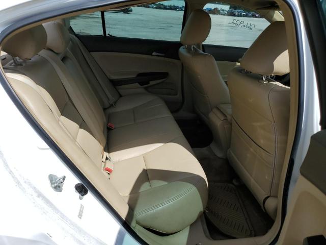 1HGCP26449A134338 - 2009 HONDA ACCORD LXP WHITE photo 6