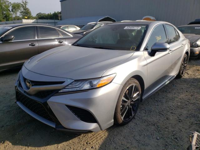 4T1K61AK9LU373429 - 2020 TOYOTA CAMRY XSE SILVER photo 2