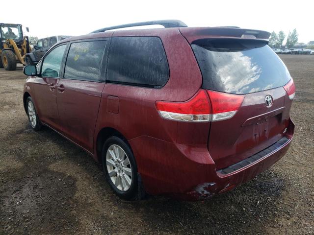 5TDJK3DC2DS069036 - 2013 TOYOTA SIENNA LE RED photo 3