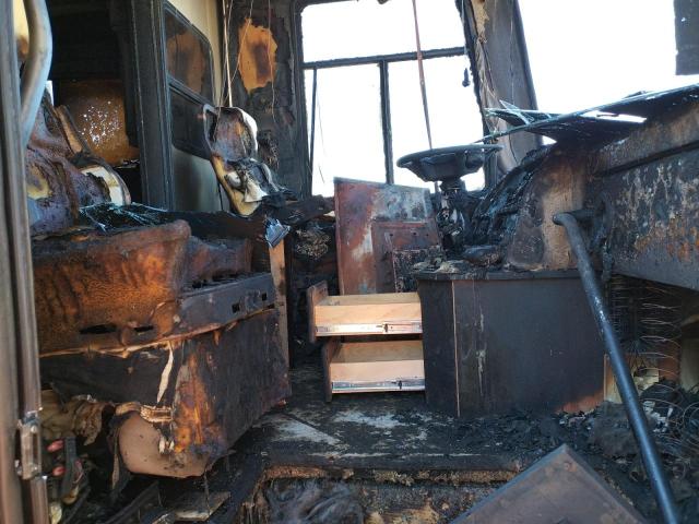 1RF43464862038754 - 2006 ROADMASTER RAIL MONOCOQUE თეთრი ფოტო 9