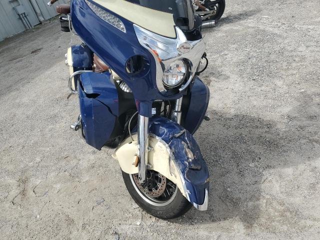 56KTRAAA3G3334090 - 2016 INDIAN MOTORCYCLE CO. ROADMASTER BLUE photo 9