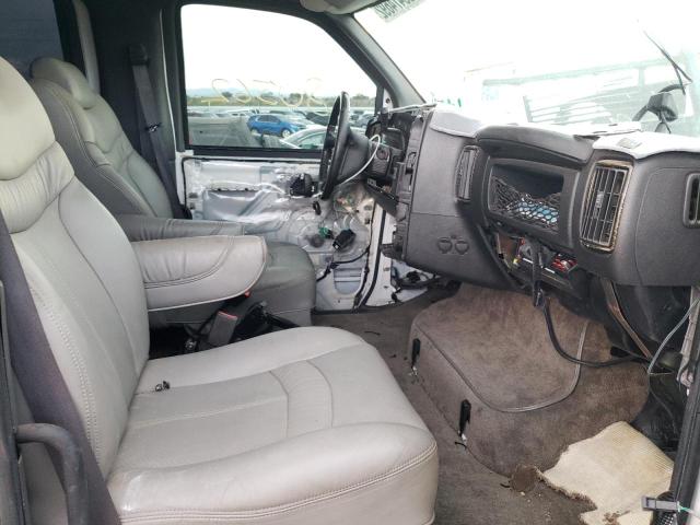 1GBE4E1998F408417 - 2008 CHEVROLET C4500 C4E0 WHITE photo 5