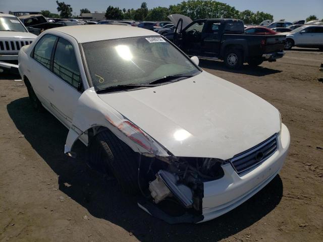 JT2BG22K3Y0397027 - 2000 TOYOTA CAMRY CE WHITE photo 1