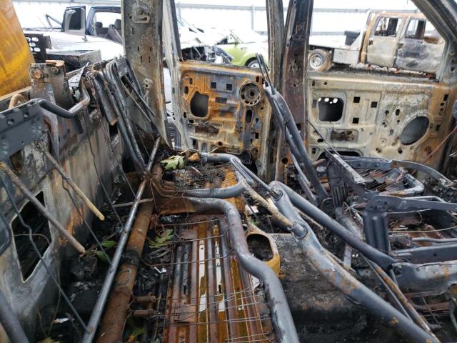 3D7KU28634G106158 - 2004 DODGE RAM 2500 S Այրված լուսանկար 6