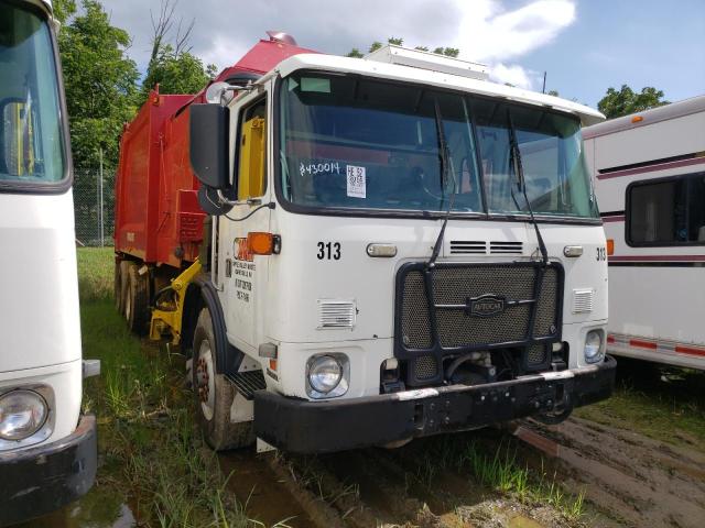 5VCACRUF9EH217413 - 2014 AUTOCAR LLC XPEDITOR WHITE photo 1