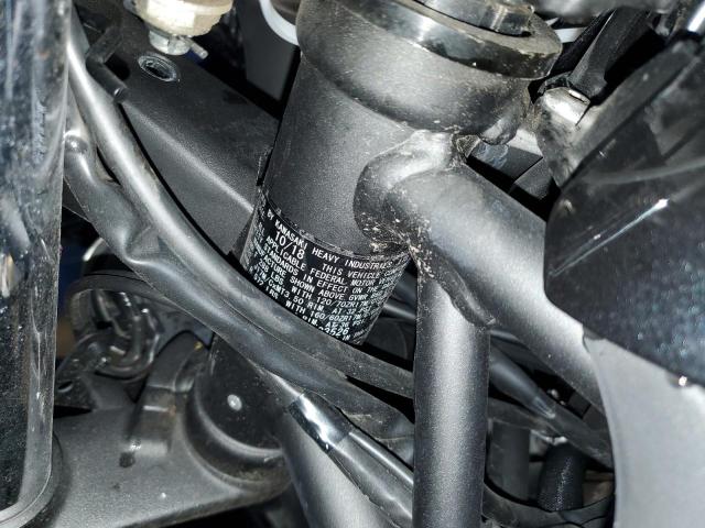 JKAEXEJ19KDA03526 - 2019 KAWASAKI EX650 J შავი ფოტო 10