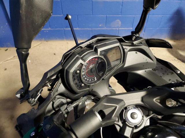 JKAEXEJ19KDA03526 - 2019 KAWASAKI EX650 J შავი ფოტო 8