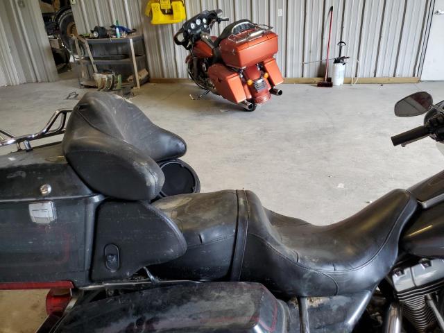 1HD1FC4117Y720845 - 2007 HARLEY-DAVIDSON FLHTCUI 石墨色 照片 6