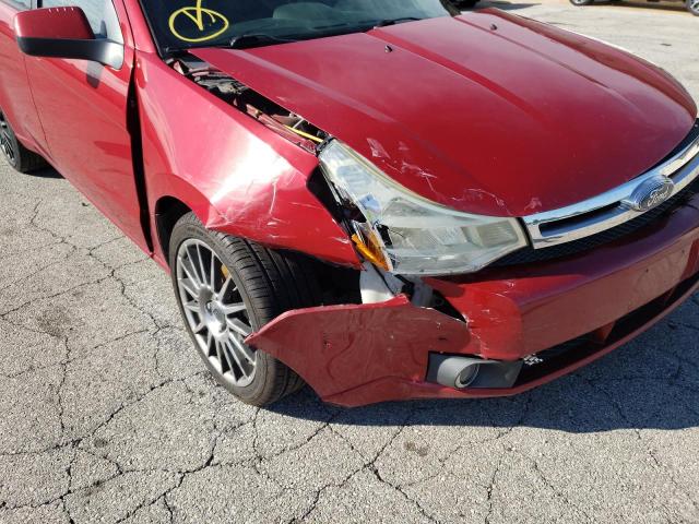 1FAHP36N99W145556 - 2009 FORD FOCUS SES RED photo 9