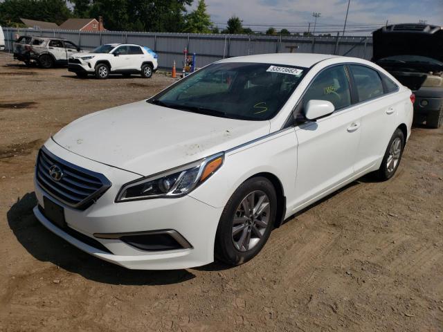 5NPE24AA5HH468559 - 2017 HYUNDAI SONATA ECO WHITE photo 2