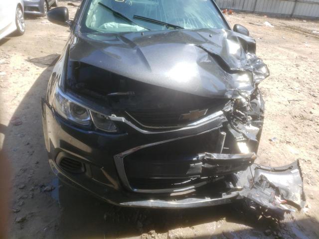1G1JB5SH3J4101843 - 2018 CHEVROLET SONIC LS CHARCOAL photo 9