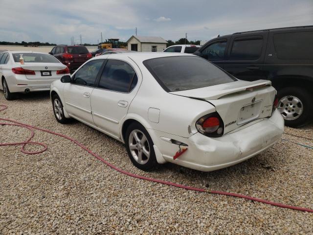 JN1CA31D81T841872 - 2001 NISSAN MAXIMA GXE WHITE photo 3