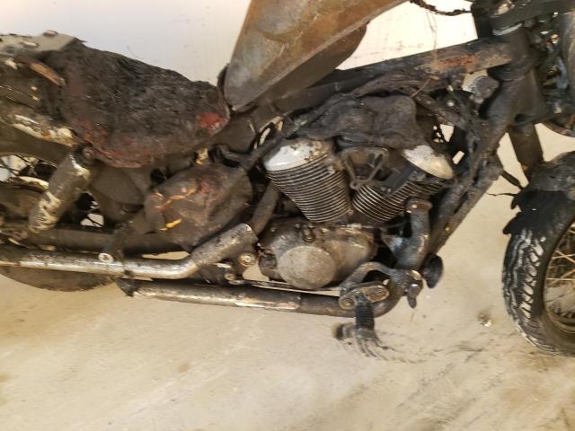 JH2RC44641M453981 - 2001 HONDA VT750 CD2 烧焦的 照片 7