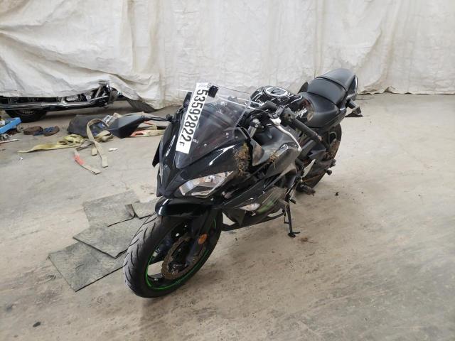 JKAEXEJ16KDA03354 - 2019 KAWASAKI EX650 J 黑色 照片 2