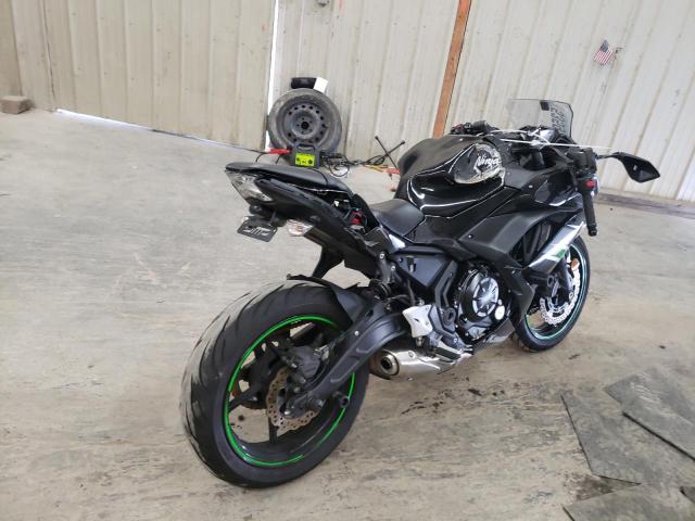 JKAEXEJ16KDA03354 - 2019 KAWASAKI EX650 J 黑色 照片 4