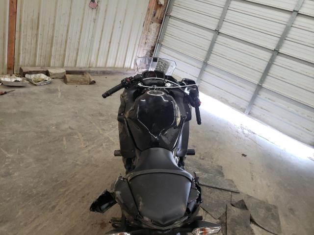 JKAEXEJ16KDA03354 - 2019 KAWASAKI EX650 J 黑色 照片 5