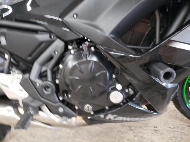 JKAEXEJ16KDA03354 - 2019 KAWASAKI EX650 J 黑色 照片 7