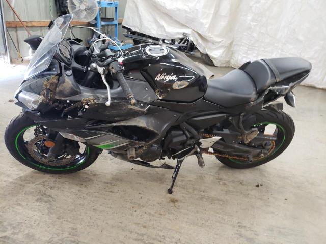 JKAEXEJ16KDA03354 - 2019 KAWASAKI EX650 J 黑色 照片 9