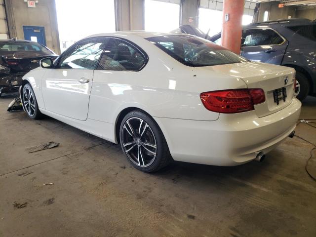 WBAKF9C58BE619953 - 2011 BMW 335 XI WHITE photo 3