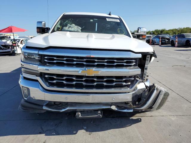 3GCUKSEC8HG422633 - 2017 CHEVROLET SILVERADO WHITE photo 9