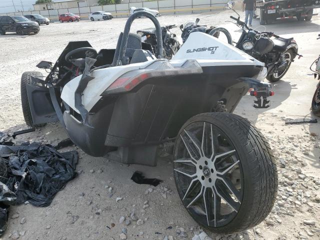 57XAASHDXM8145243 - 2021 POLARIS SLINGSHOT WHITE photo 3