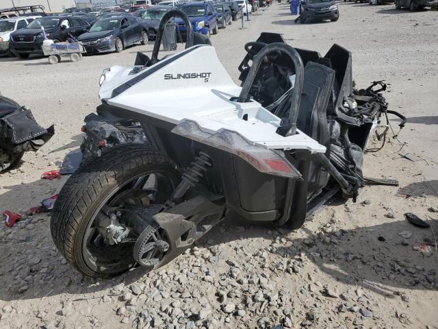 57XAASHDXM8145243 - 2021 POLARIS SLINGSHOT WHITE photo 4