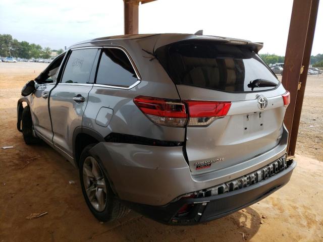 5TDYZRFH8HS212843 - 2017 TOYOTA HIGHLANDER SILVER photo 3