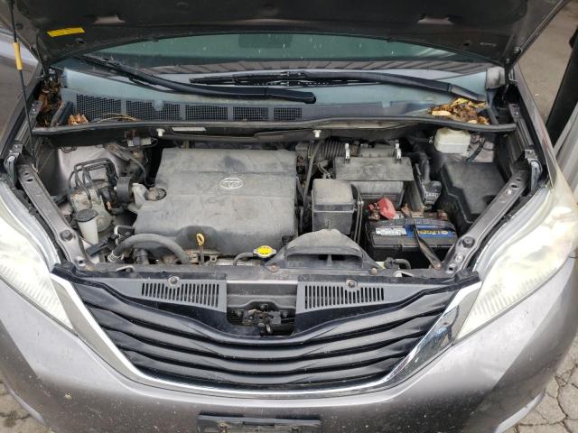 5TDKK3DC4DS347049 - 2013 TOYOTA SIENNA LE GRAY photo 7