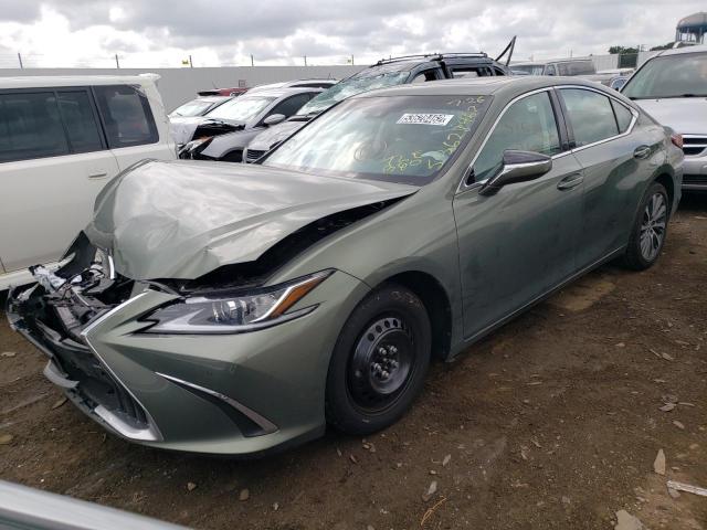 58AD11D14MU007902 - 2021 LEXUS ES 250 BAS GREEN photo 2