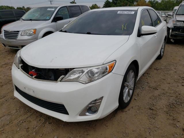 4T4BF1FK0CR258720 - 2012 TOYOTA CAMRY BASE WHITE photo 2