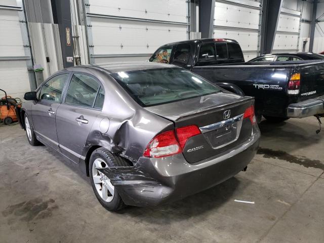 19XFA1F6XAE000184 - 2010 HONDA CIVIC LX-S رمادي صورة 3