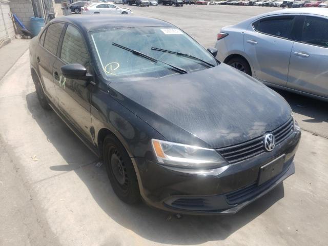 3VW2K7AJ5EM320807 - 2014 VOLKSWAGEN JETTA BASE أسود صورة 1