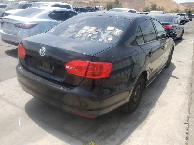 3VW2K7AJ5EM320807 - 2014 VOLKSWAGEN JETTA BASE أسود صورة 4