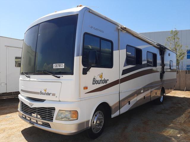 1F6NF53Y760A04836 - 2006 FORD FLEETWOOD WHITE photo 2