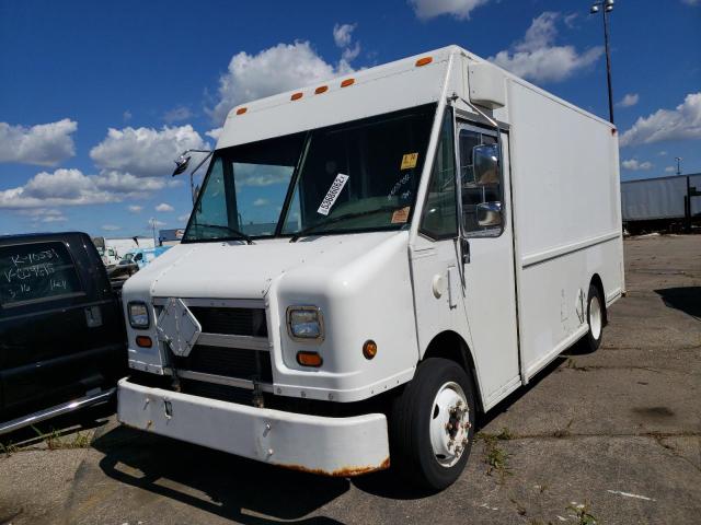 4UZAANBW44CN46445 - 2004 FREIGHTLINER CHASSIS M WHITE photo 2