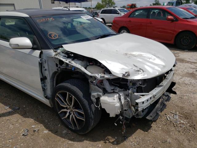 JTKJF5C76FJ012125 - 2015 TOYOTA SCION TC თეთრი ფოტო 9