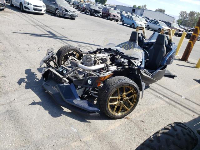 57XAAPFA0K8130544 - 2019 POLARIS SLINGSHOT BLUE photo 2