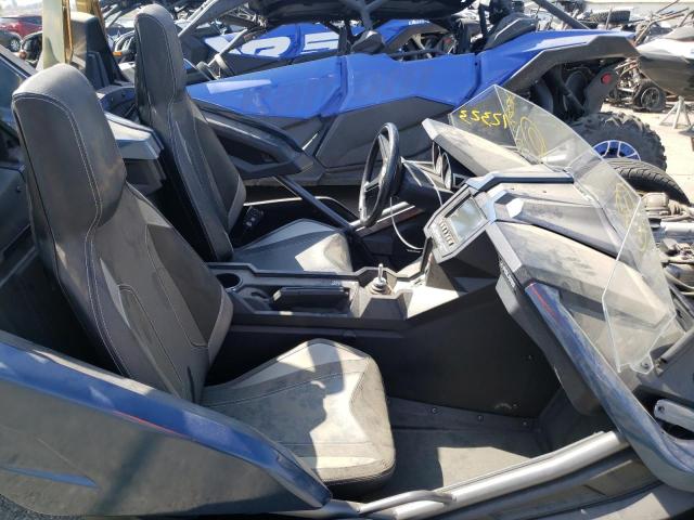 57XAAPFA0K8130544 - 2019 POLARIS SLINGSHOT BLUE photo 5