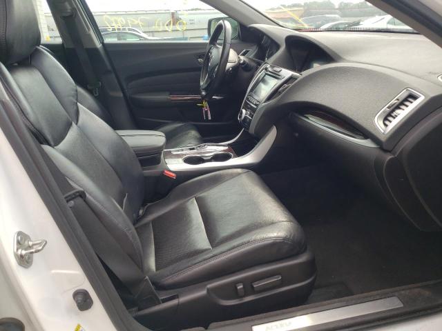 19UUB2F56GA000018 - 2016 ACURA TLX TECH WHITE photo 5