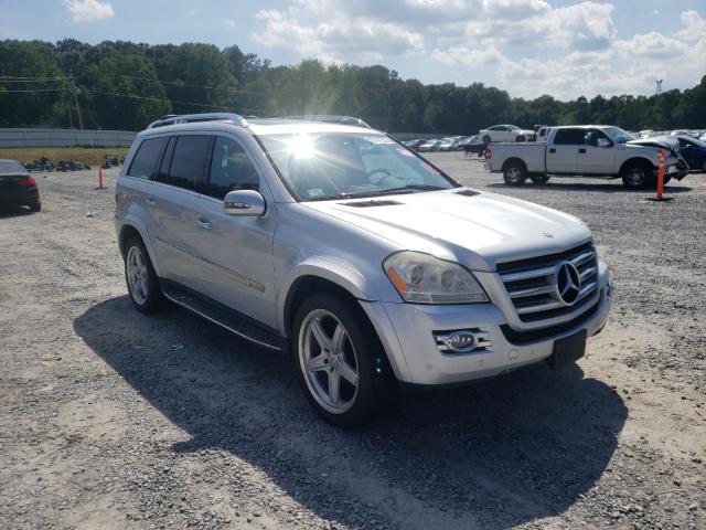 4JGBF86E68A299715 - 2008 MERCEDES-BENZ GL 550 4MA SILVER photo 1