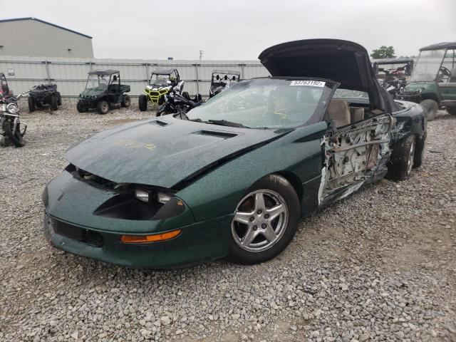 2G1FP32K6V2142681 - 1997 CHEVROLET CAMARO BAS მწვანე ფოტო 2