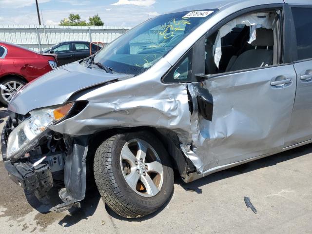 5TDKK3DC7FS644447 - 2015 TOYOTA SIENNA LE SILVER photo 9