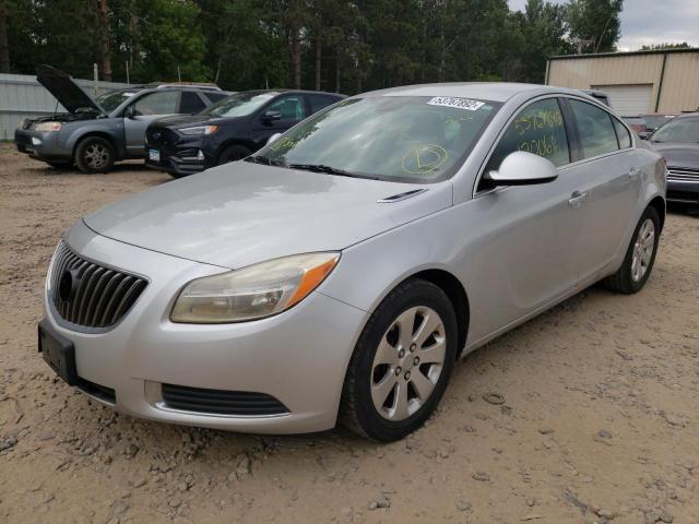 2G4GN5EK4C9151324 - 2012 BUICK REGAL SILVER photo 2