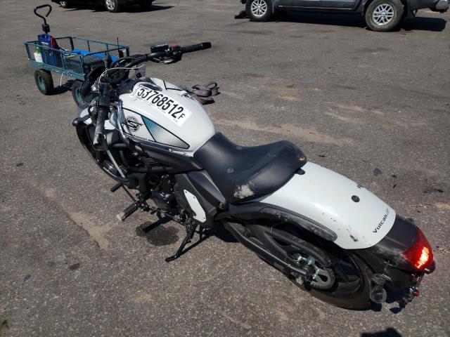 JKAENEC11NDA05813 - 2022 KAWASAKI EN650 C WHITE photo 3