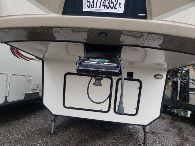 4YDF35629K4700910 - 2019 KEYSTONE MONTANA TWO TONE photo 7