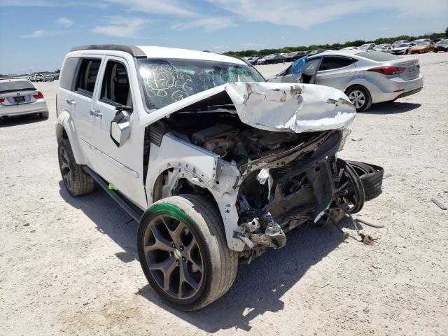 1D4PT4GK5BW589666 - 2011 DODGE NITRO HEAT WHITE photo 1