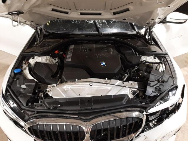 WBA5R1C5XKAK06476 - 2019 BMW 330I WHITE photo 7