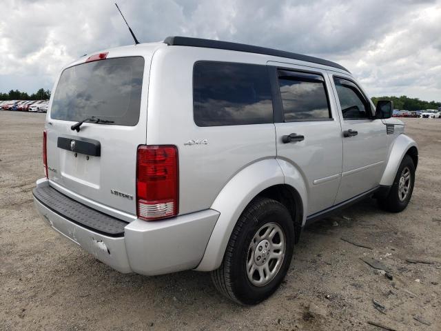 1D4PU2GK0BW544717 - 2011 DODGE NITRO SE SILVER photo 4