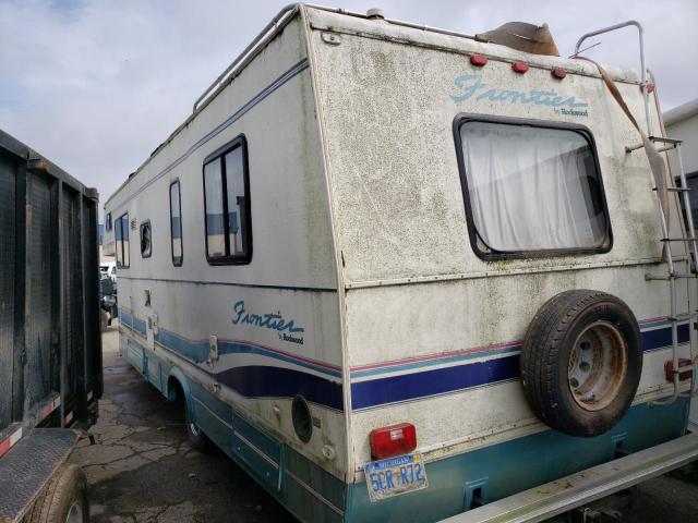 1FDKE30G4PHB79899 - 1994 ROCK MOTORHOME WHITE photo 3